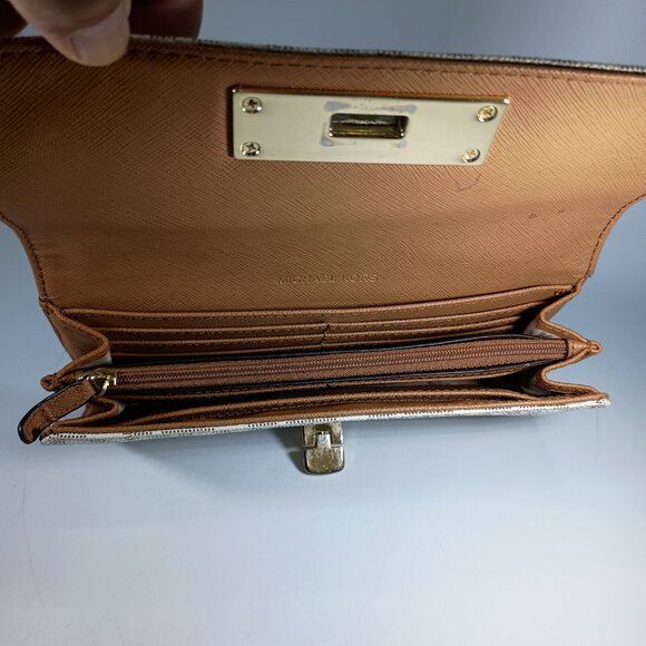 Michael Kors Callie Carryall Monogram Coated Canvas Clutch / Wallet - Picture 10 of 16